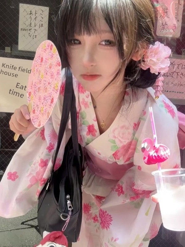 Ethnic Fashion Online - Kimono Tradizionale Giapponese, Vestaglia Formale, Costume