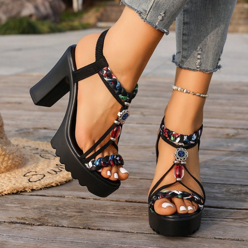 Ethnic Fashion For Women - Nuovi Sandali Estivi 2026 da Donna