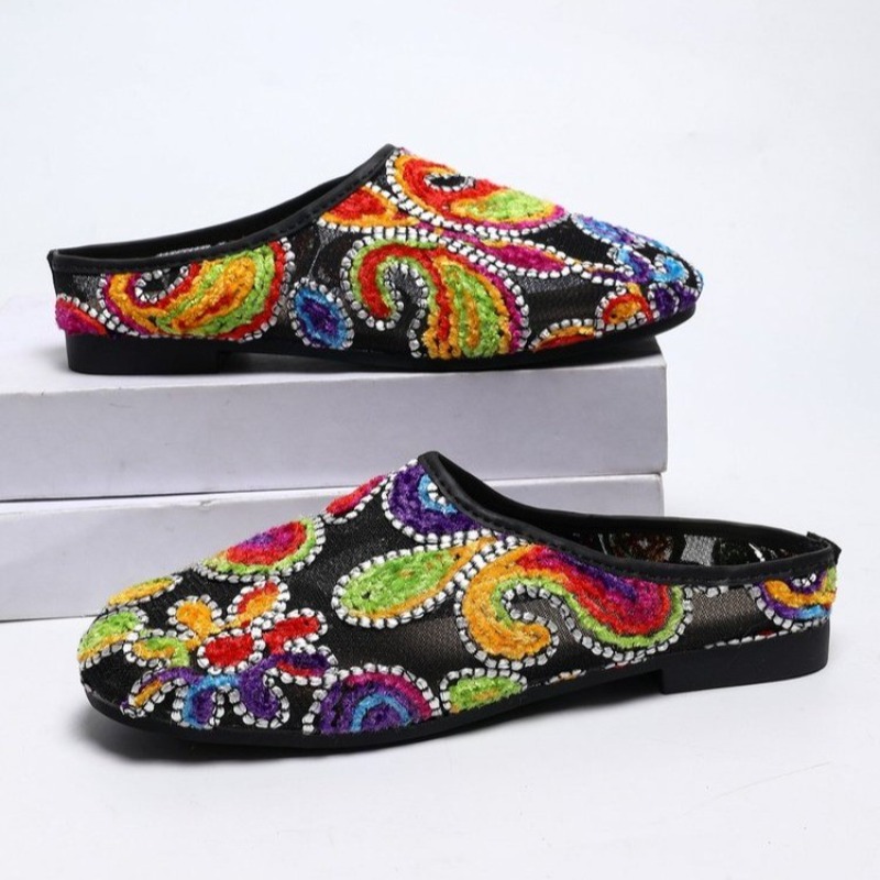Ciabatte Ricamate in Stile Etn - Ethnic Fashion For Ladies recensione e prezzo