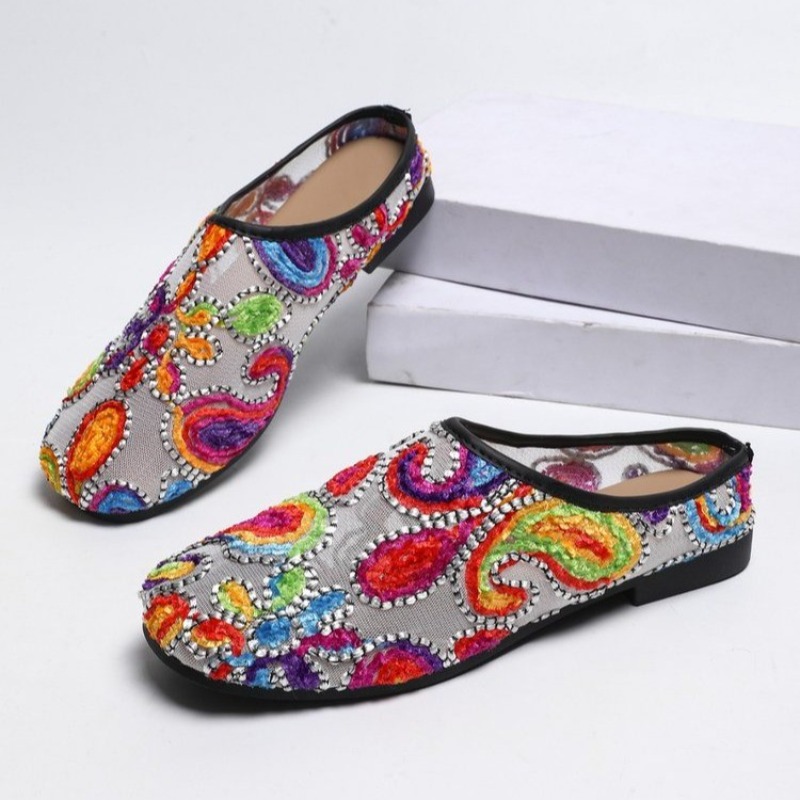 Ciabatte Ricamate in Stile Etn - Ethnic Fashion For Ladies recensione e prezzo