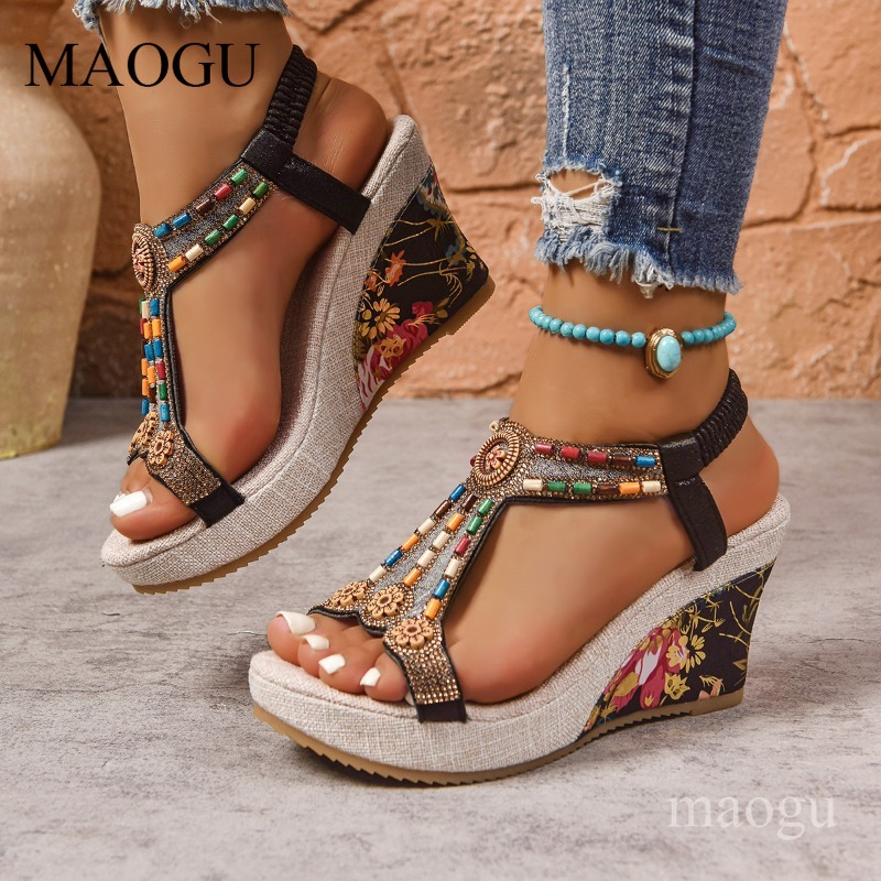 Sandali con Zeppa Floreali Boh - Ethnic Fashion For Women recensione e prezzo